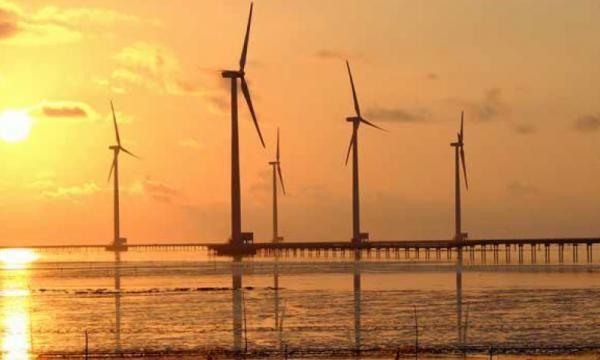 Japón contempla 10 áreas para el desarrollo eólico marino