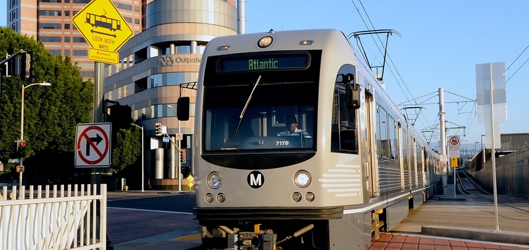 La junta de «LA Metro» aprueba un plan a largo plazo de 400 mil millones de dólares